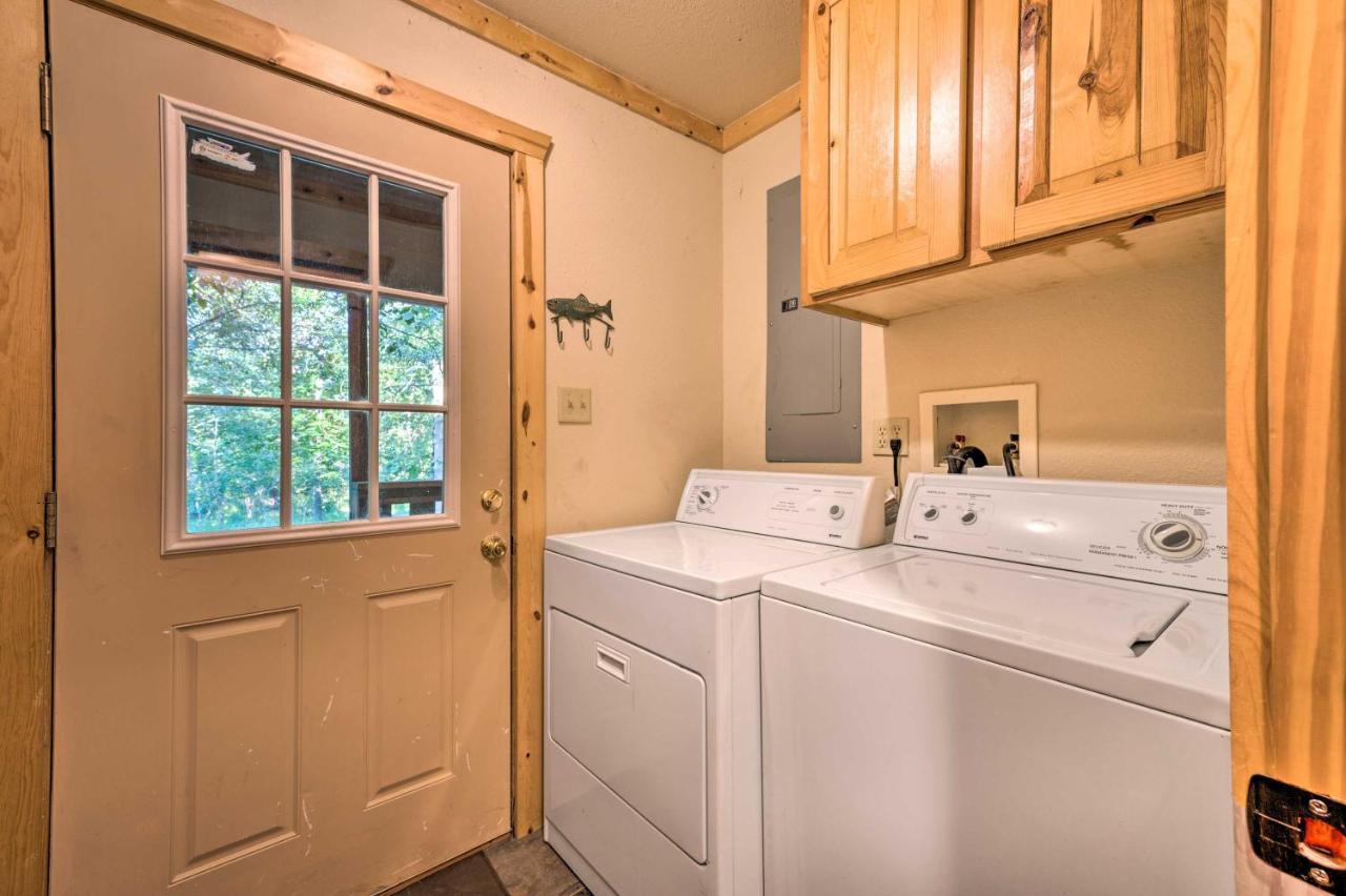 Broken Bow Retreat On 2 Acres With Hot Tub And Deck! Villa Exterior photo