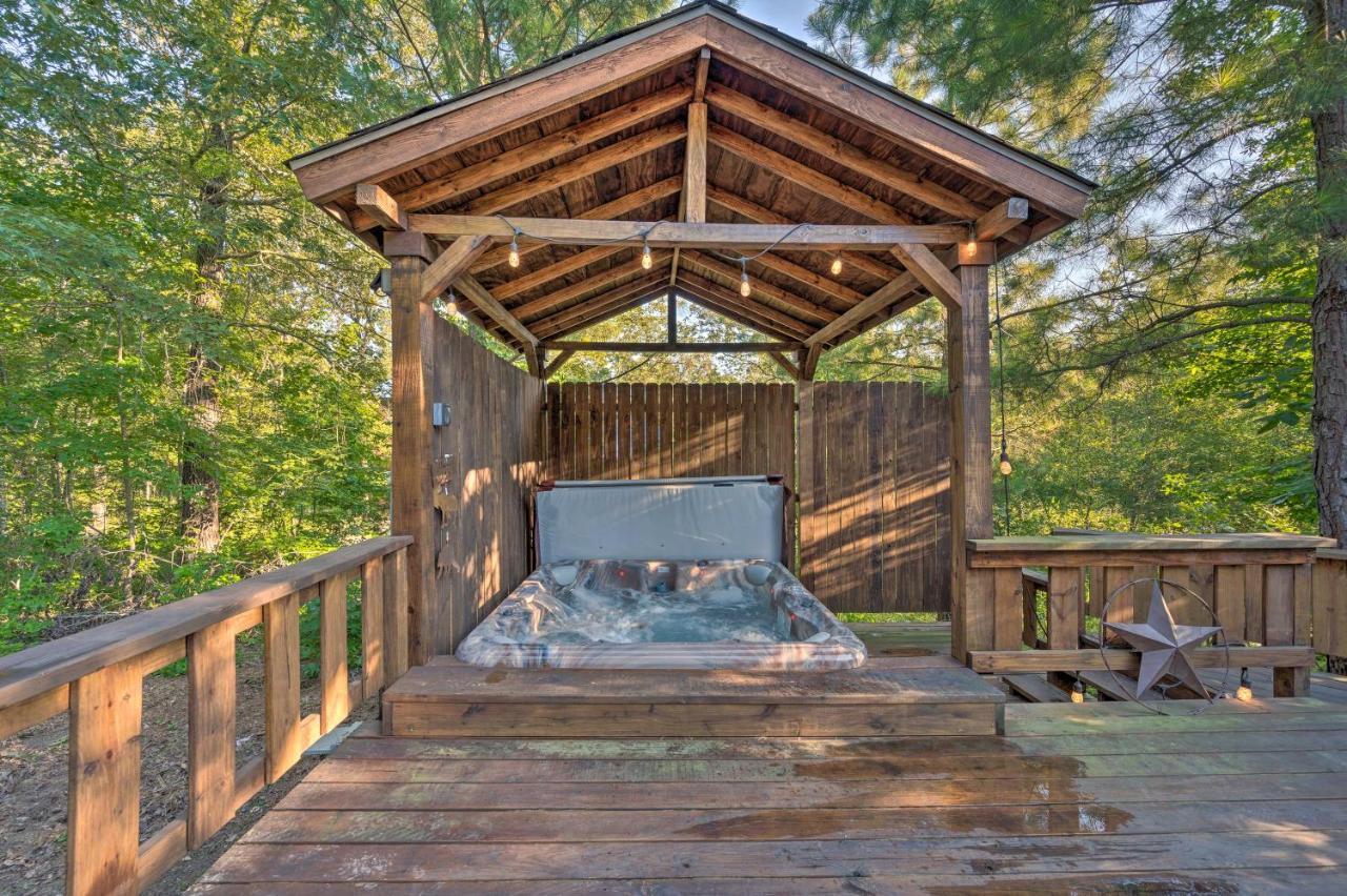 Broken Bow Retreat On 2 Acres With Hot Tub And Deck! Villa Exterior photo